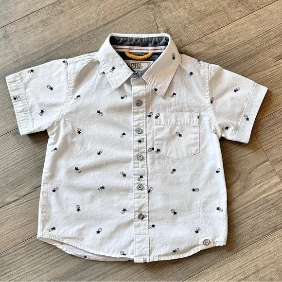 Free Planet 2T pineapple white black button up collared shirt summer beach - Picture 4 of 5